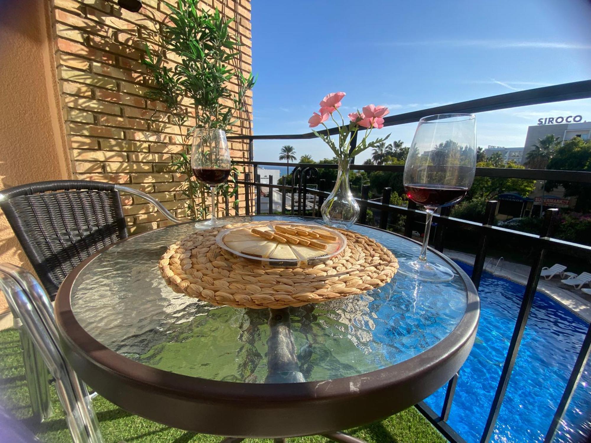 Studio With Views Next To Puerto Marina The Green Door Benalmádena Extérieur photo